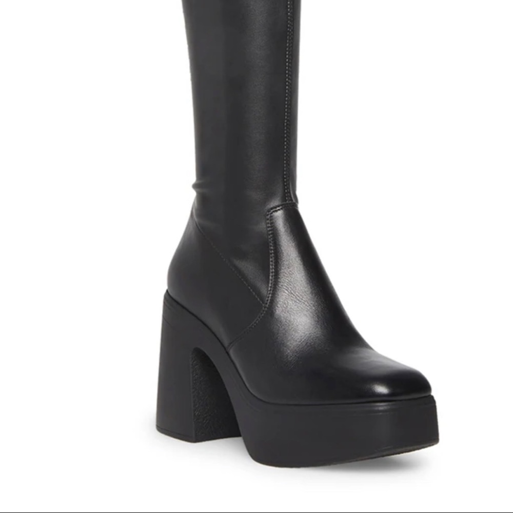 Size 8 knee high spandex boots